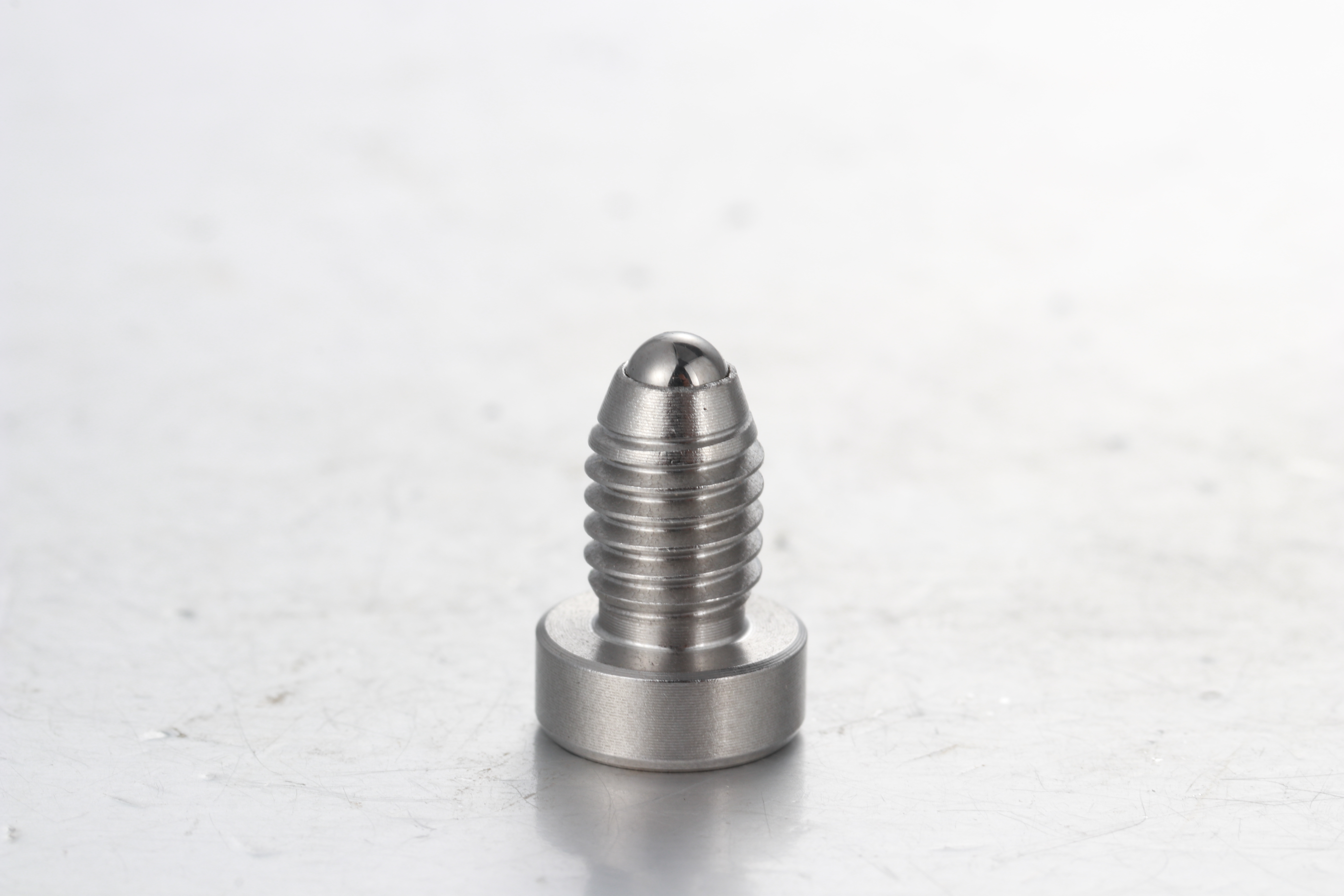 ลูกดันสปริงที่มีปลายลูกกลมและหัวซ็อกเก็ตหกเหลี่ยม เหล็กกล้าหรือเหล็กกล้าไร้สนิม BPCT