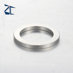 โรงงานที่กำหนดเองยึดแหวนวงแหวนภายนอกและภายในวงแหวน Seeger แหวน Din471 Din472 เหล็กวงแหวน 12 มม.