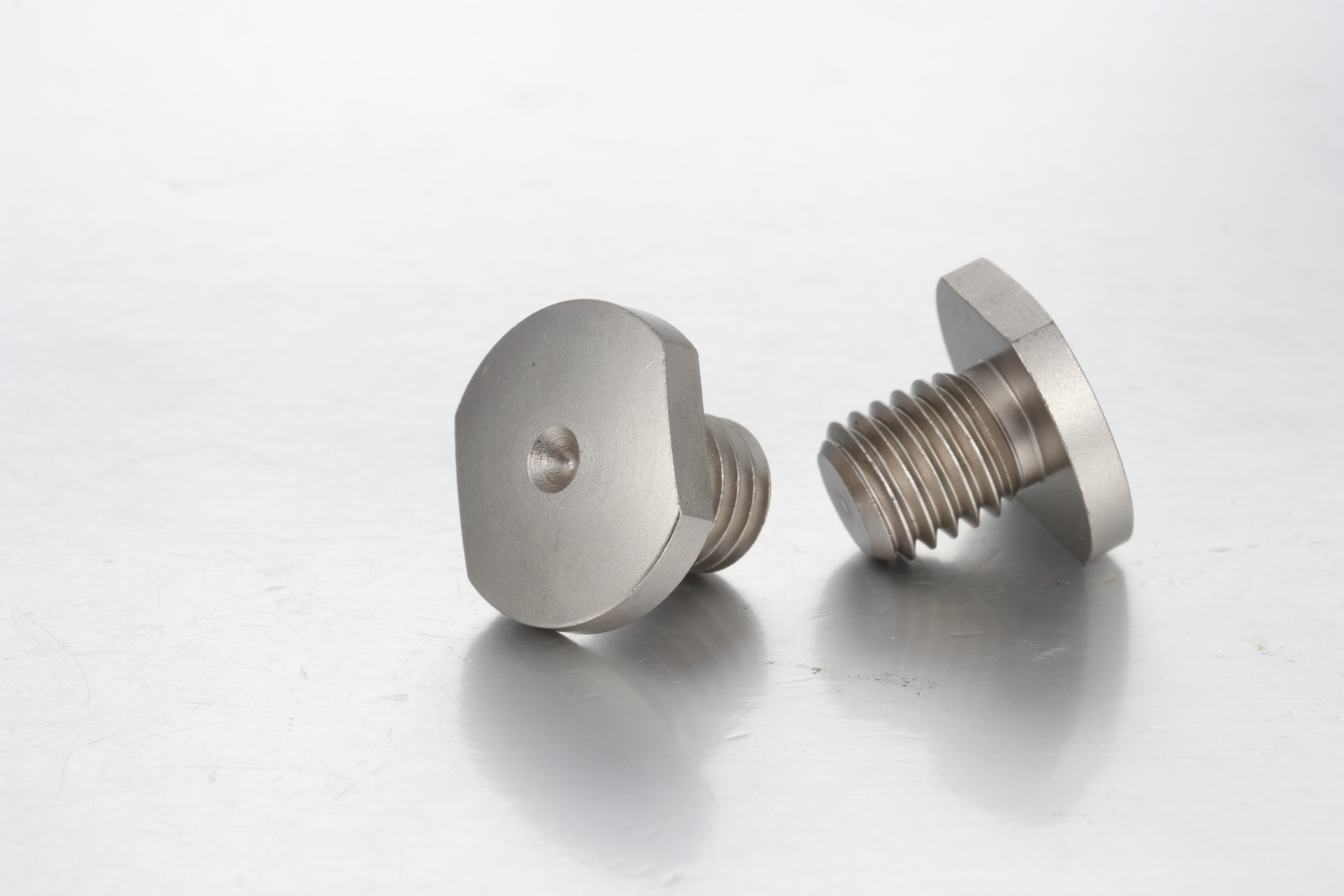 ปุ่มบอลความแข็งนิกเกิล ต๊าป TBBT